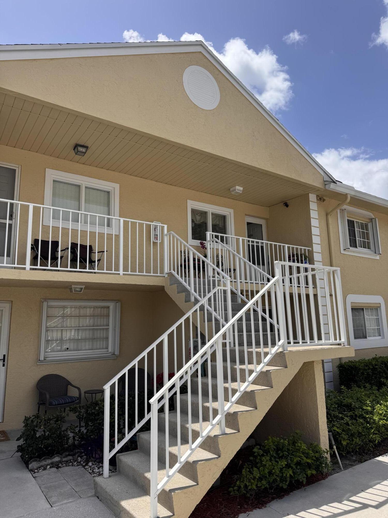 PALM BEACH TRACE CONDO - Residential