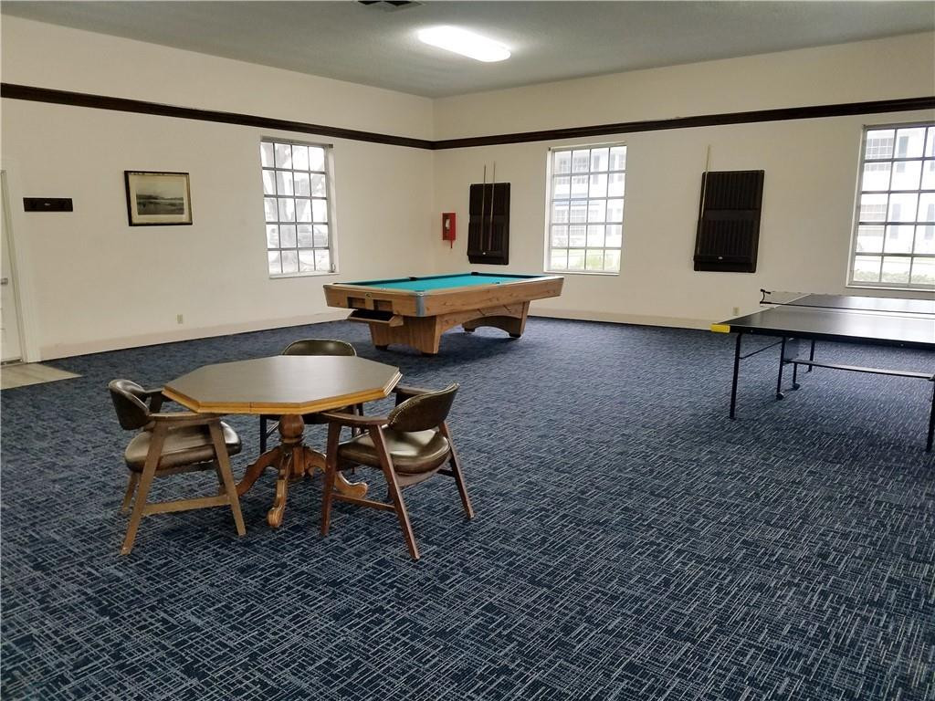 IMPERIAL POINT COLONNADES CONDO - Residential Lease