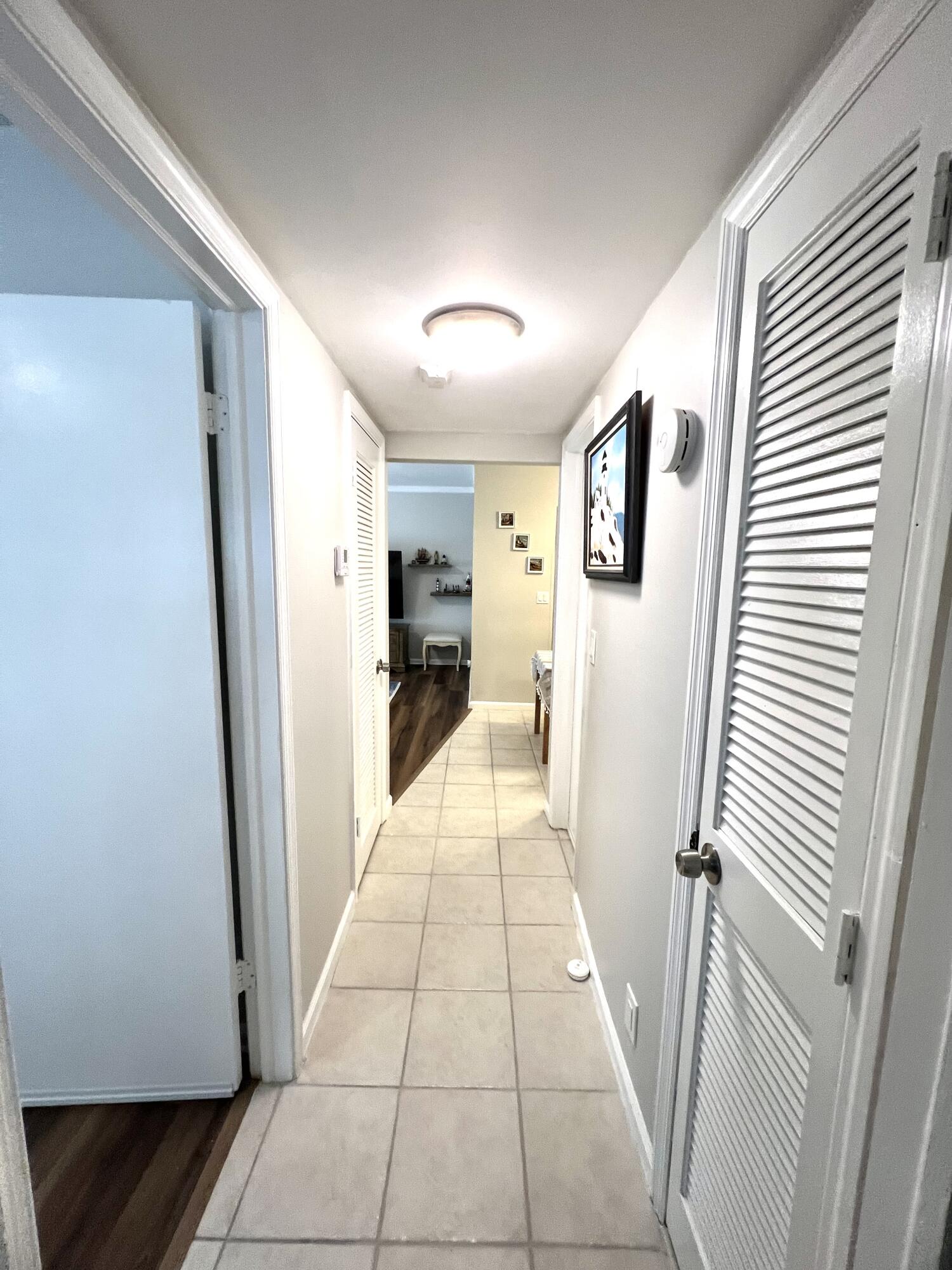 IMPERIAL POINT COLONNADES CONDO - Residential Lease