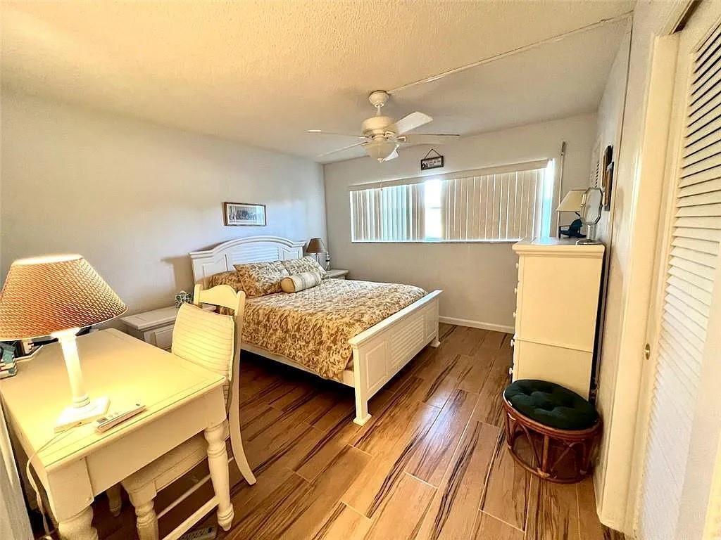 LIGHTHOUSE TERRACE CO-OP - Residential