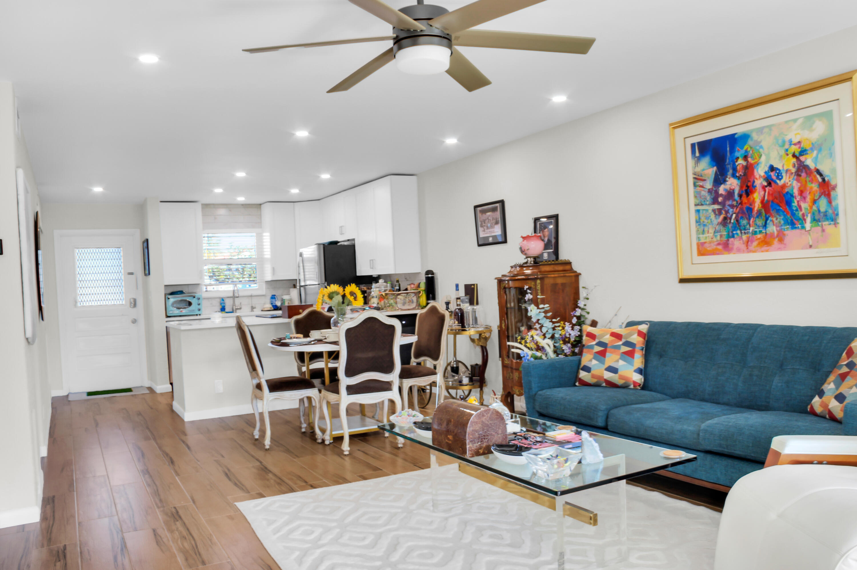 LIGHTHOUSE TERRACE CO-OP - Residential