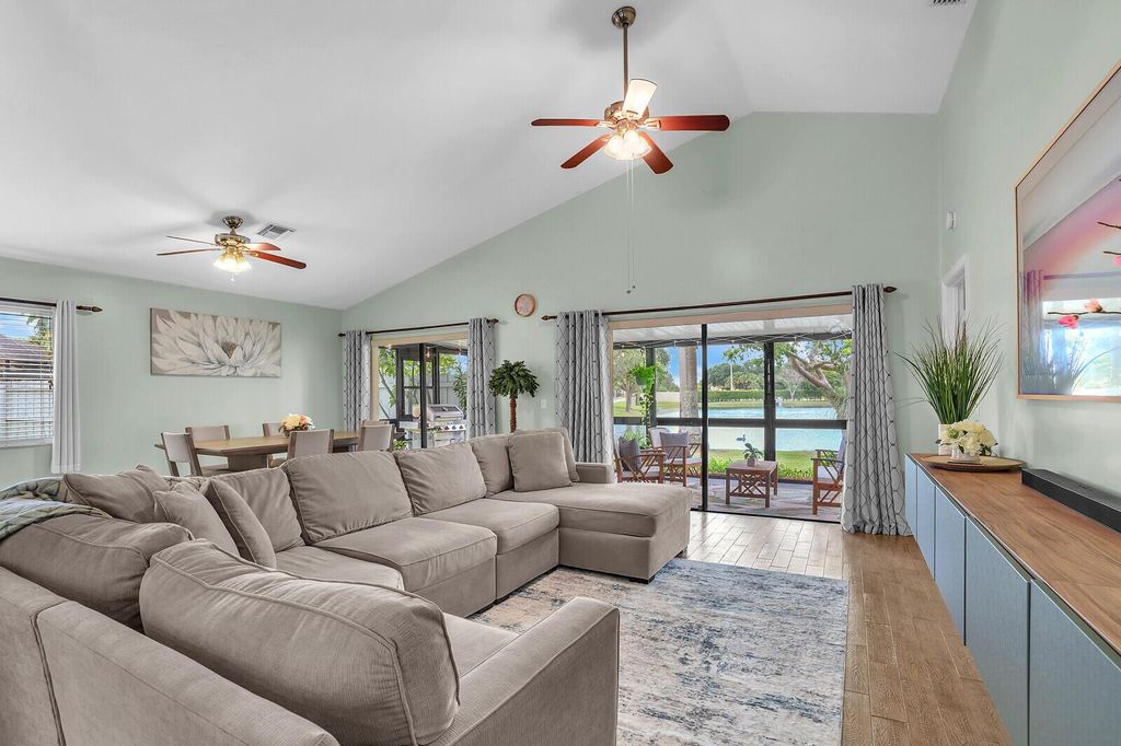 Photo of 149 Orange Drive, Boynton Beach, FL 33436 (MLS # R11125286)