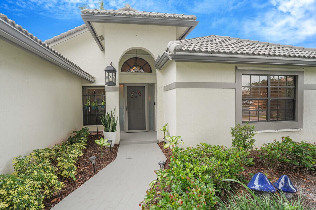 Photo of 149 Orange Drive, Boynton Beach, FL 33436 (MLS # R11125286)