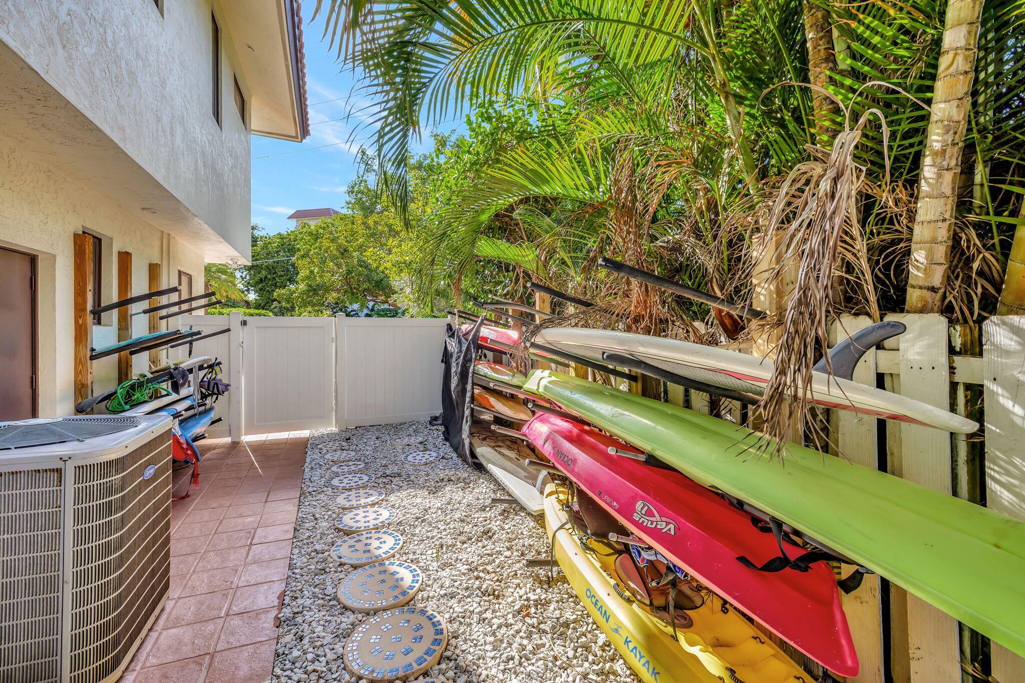 TROPIC ISLE 3RD SEC - Residential