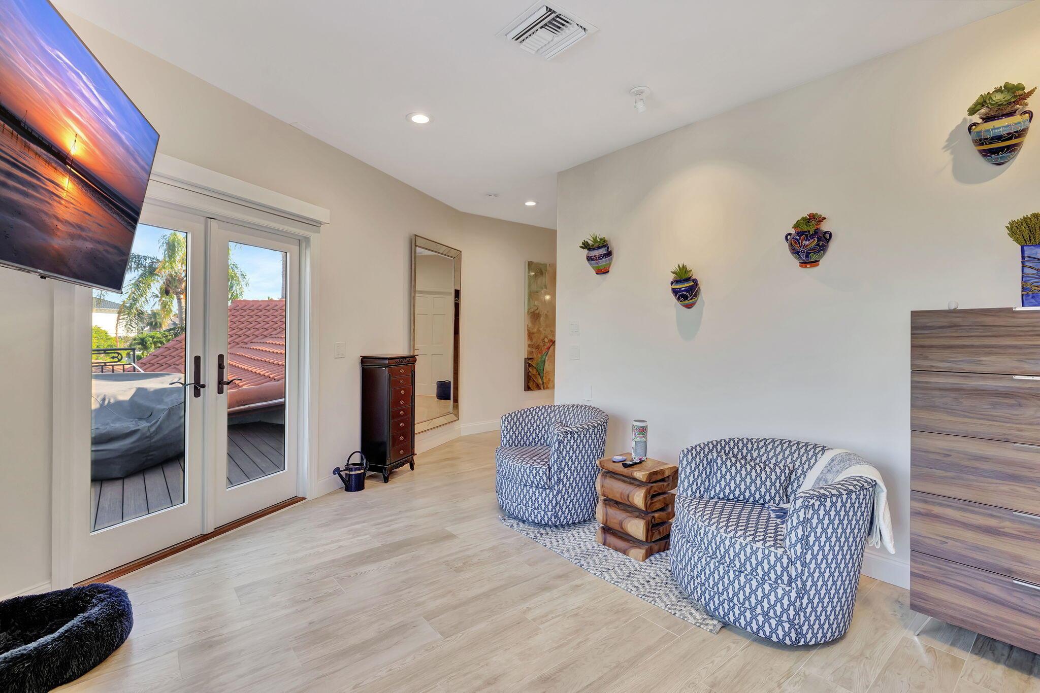 TROPIC ISLE 3RD SEC - Residential