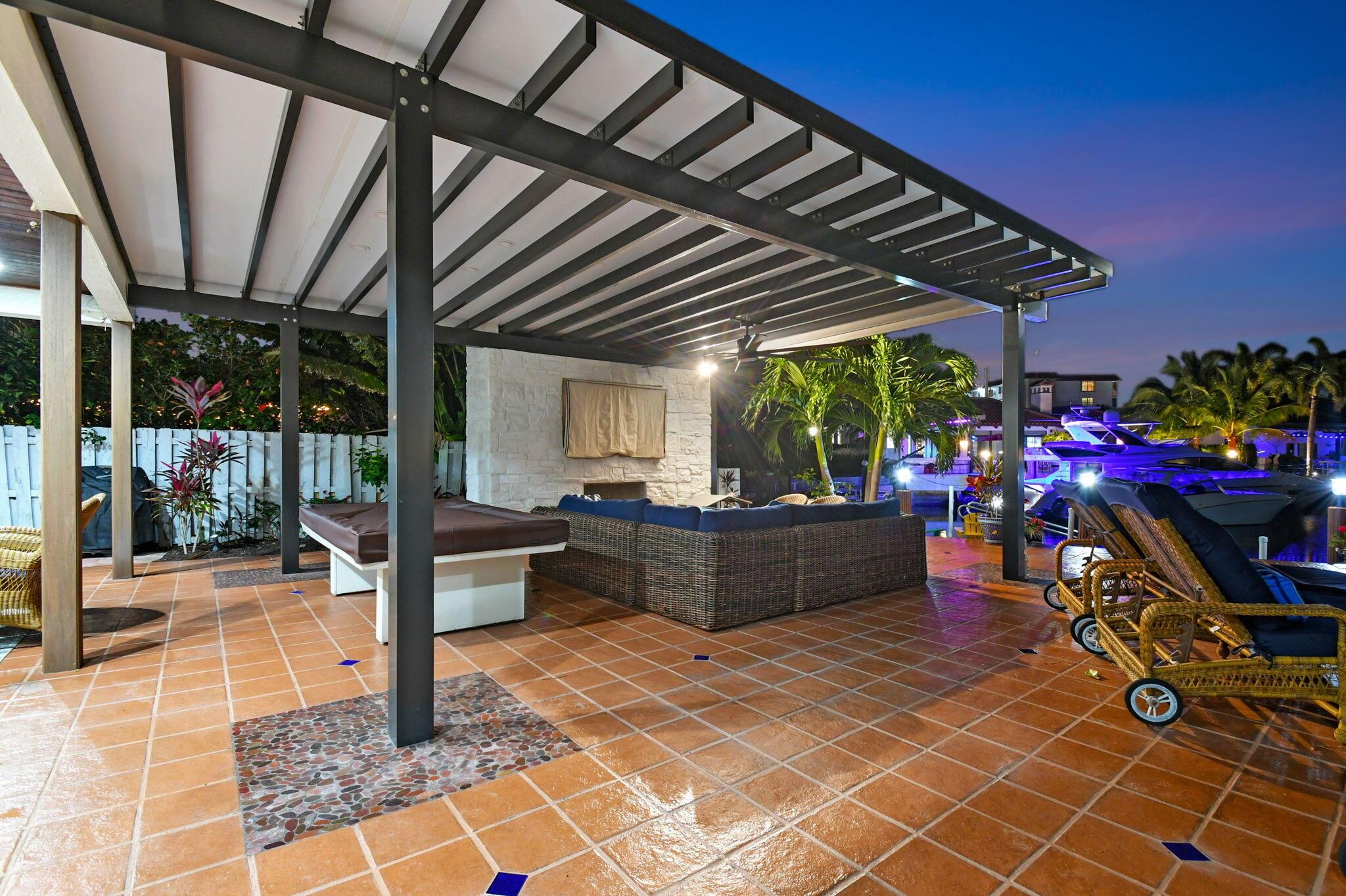 TROPIC ISLE 3RD SEC - Residential