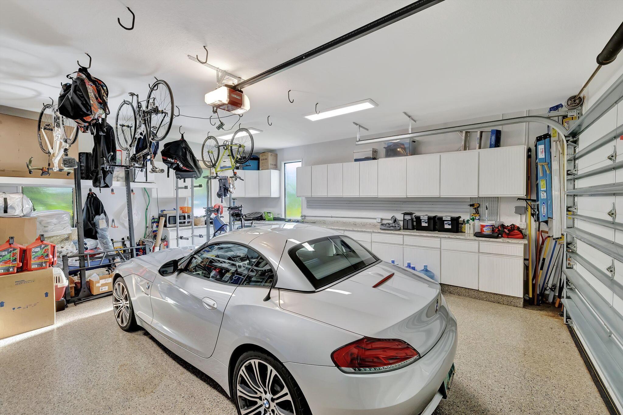 TROPIC ISLE 3RD SEC - Residential