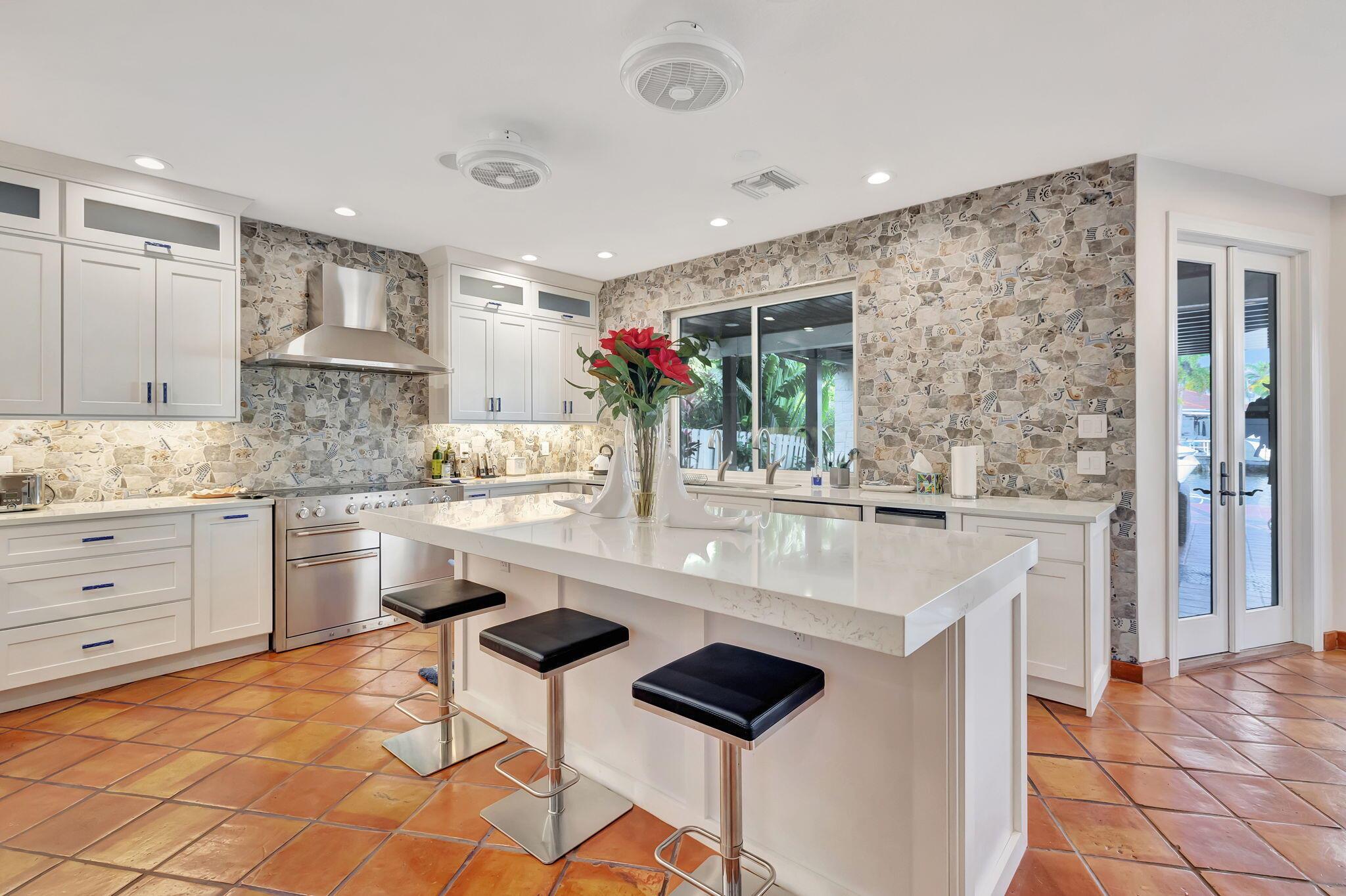 TROPIC ISLE 3RD SEC - Residential