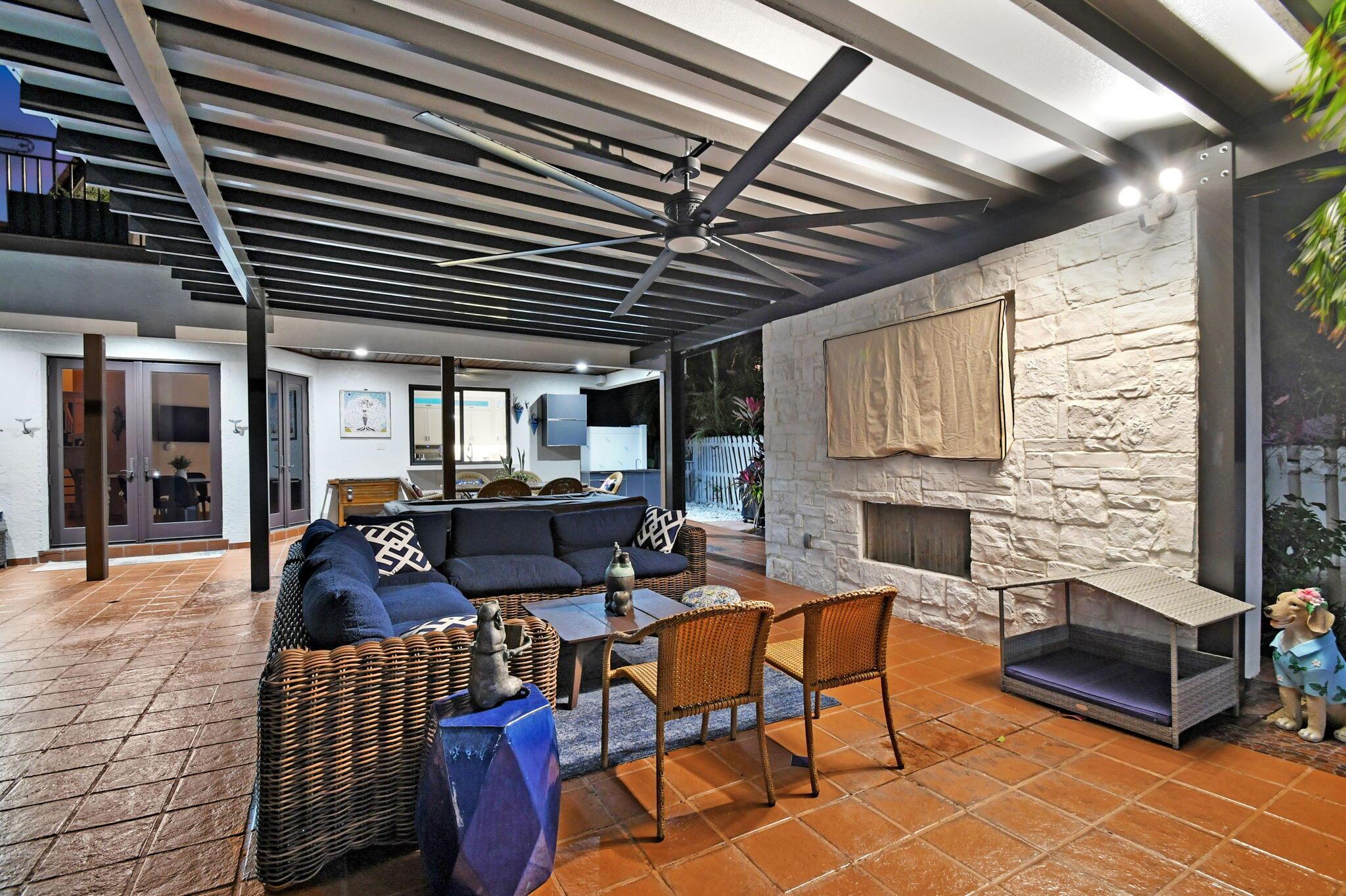 TROPIC ISLE 3RD SEC - Residential