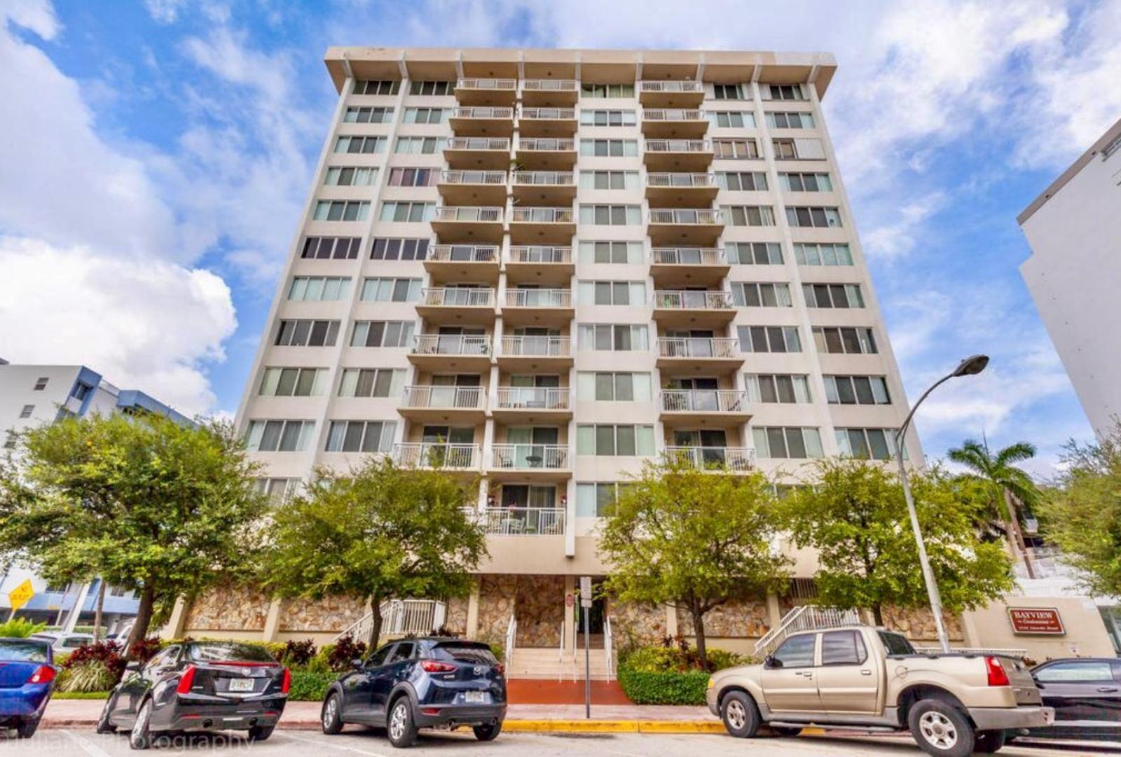 1345 Lincoln Rd 1201