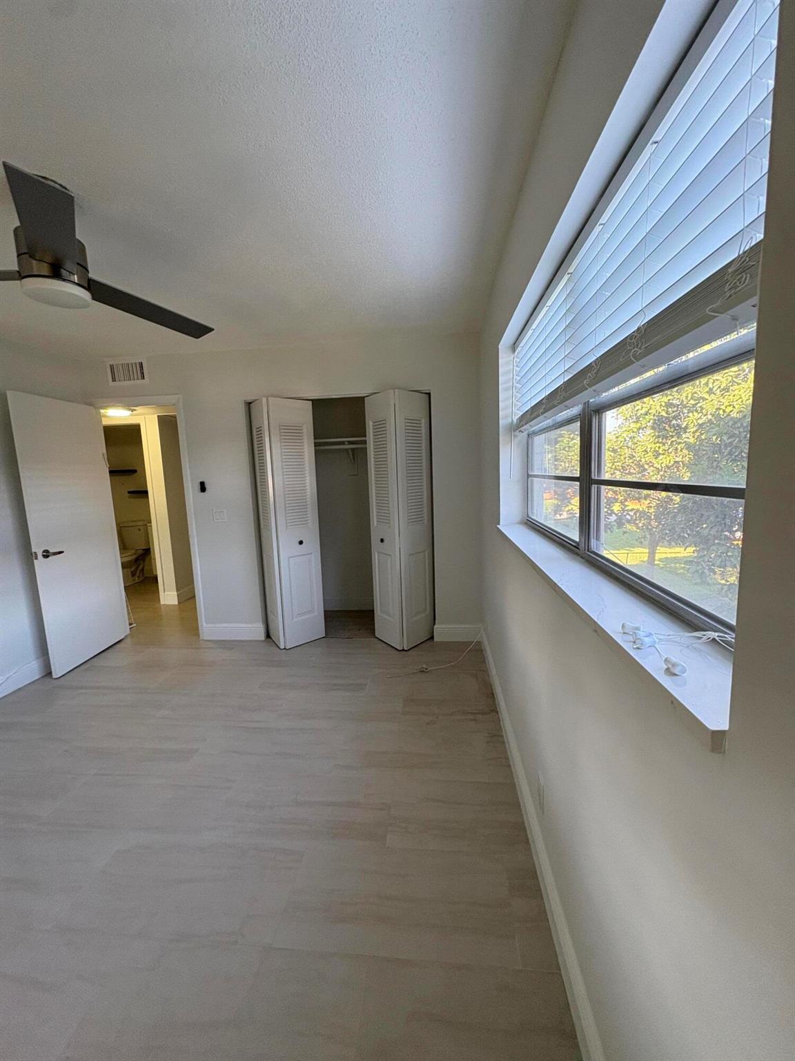 CENTURY VILLAGE / SHEFFIE - Residential Lease