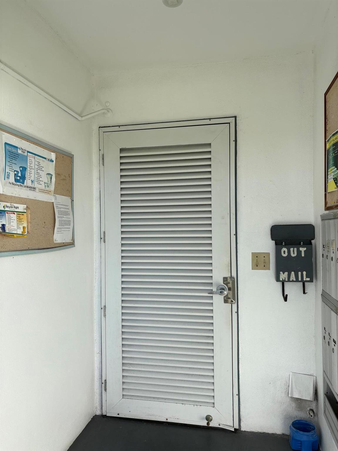 CENTURY VILLAGE / SHEFFIE - Residential Lease