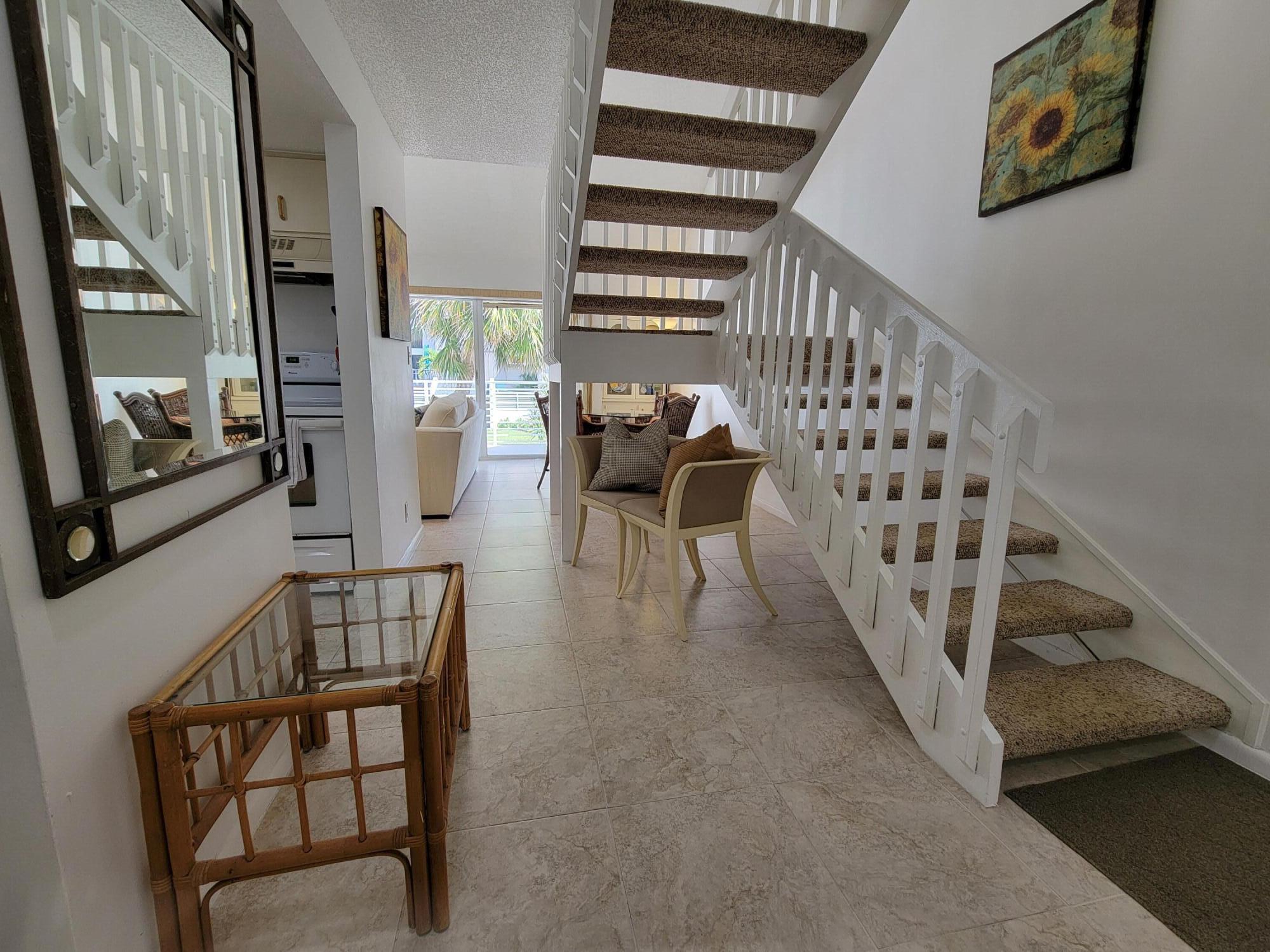 POOLSIDE VILLAS AT THE RACQUET CLUB CONDO FILE - Residential Lease