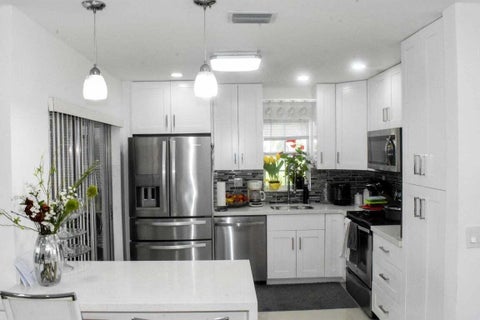 Featured picture for the property R10892804