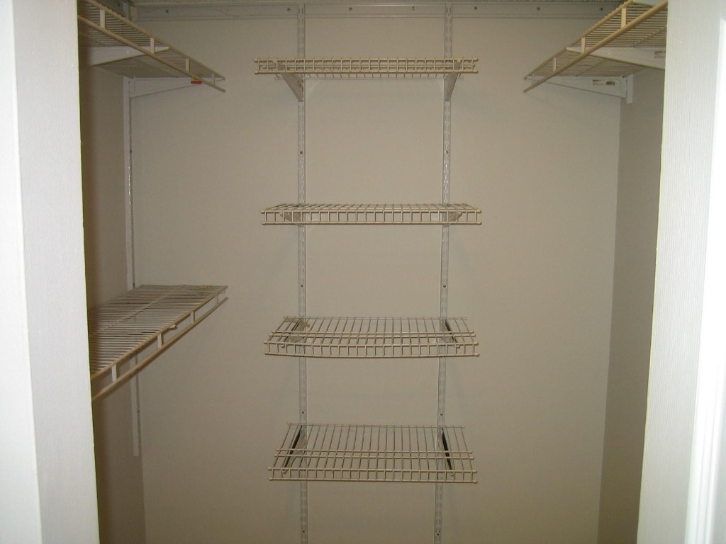 COUNTRY PINES CONDO - Residential