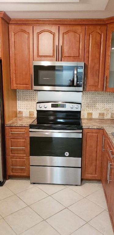 COUNTRY PINES CONDO - Residential