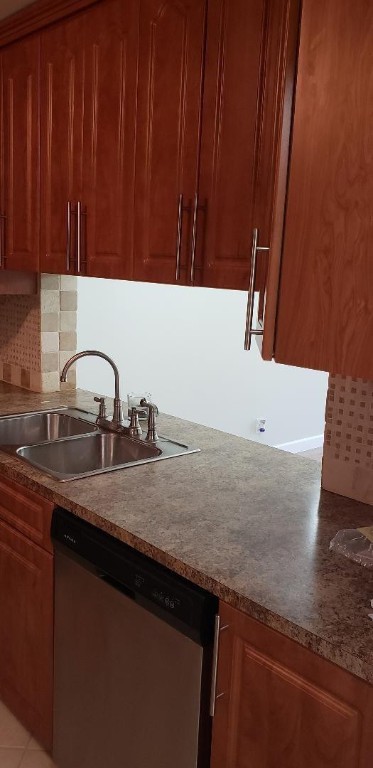 COUNTRY PINES CONDO - Residential