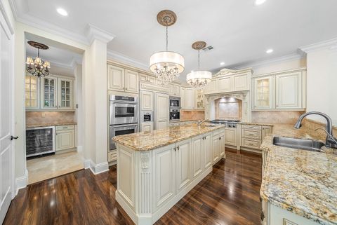 Tiny photo for 398 NE 7th Street, Boca Raton, FL 33432 (MLS # R11146739)