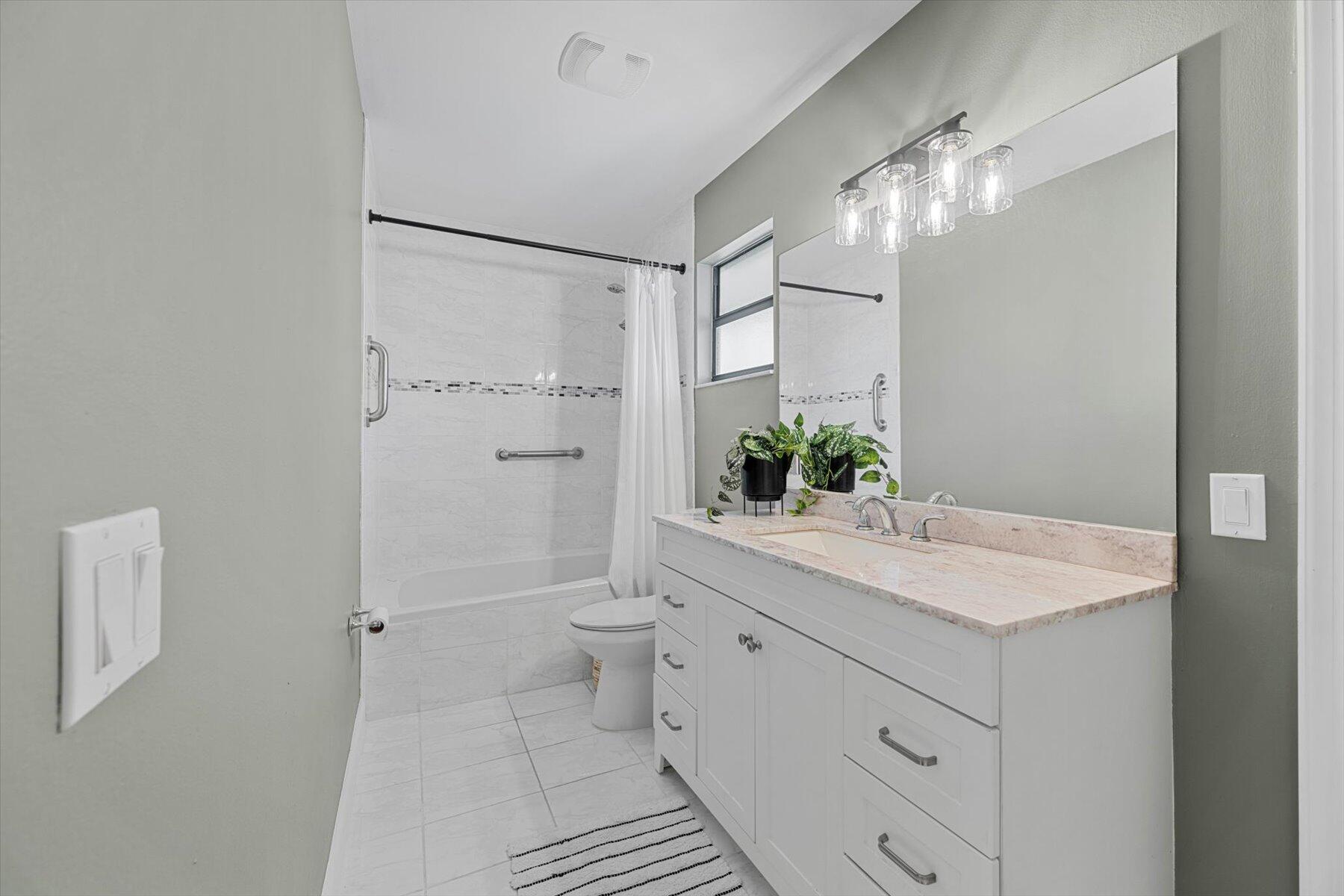 HUNTINGTON WOODS - Residential