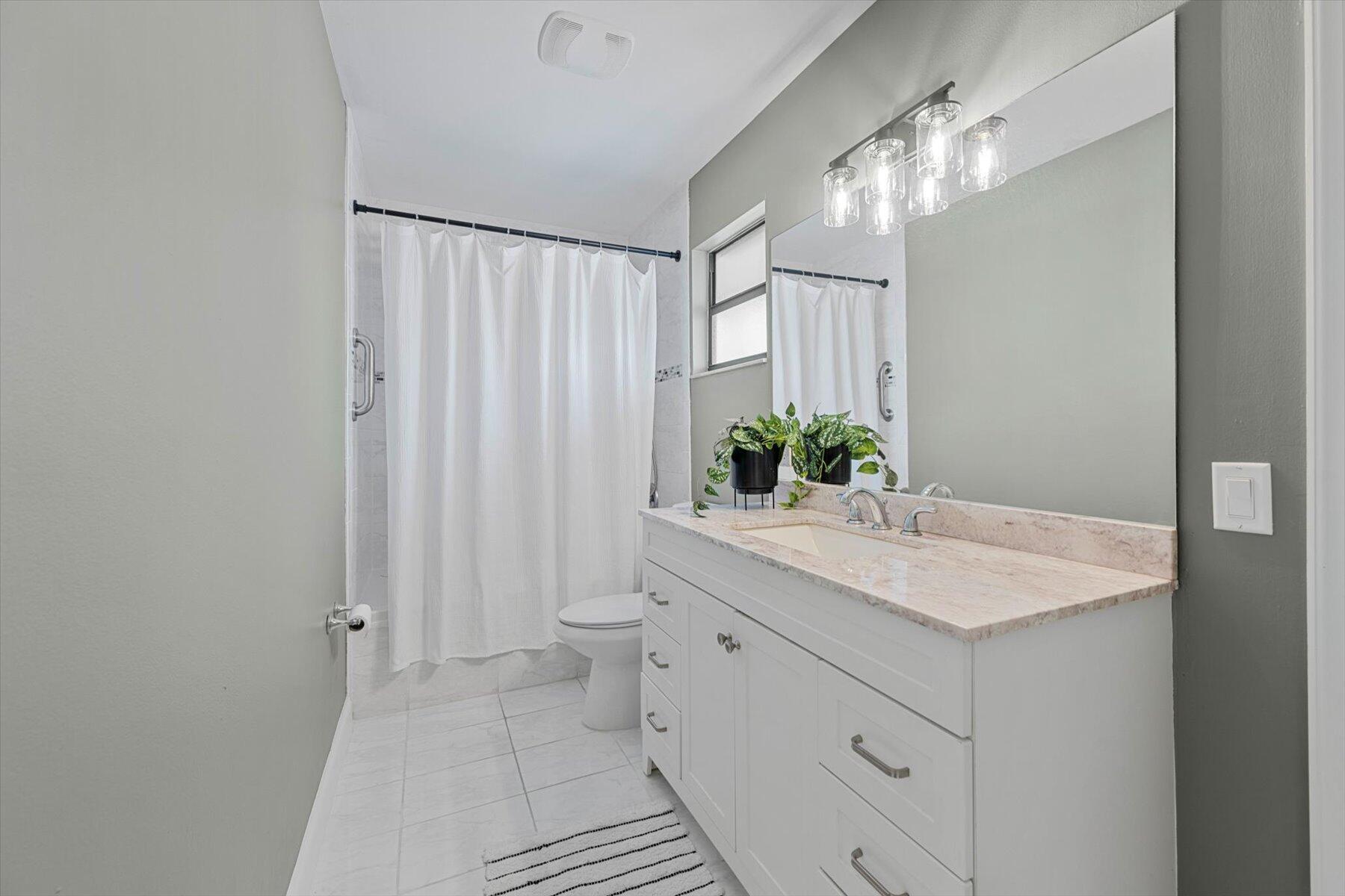 HUNTINGTON WOODS - Residential