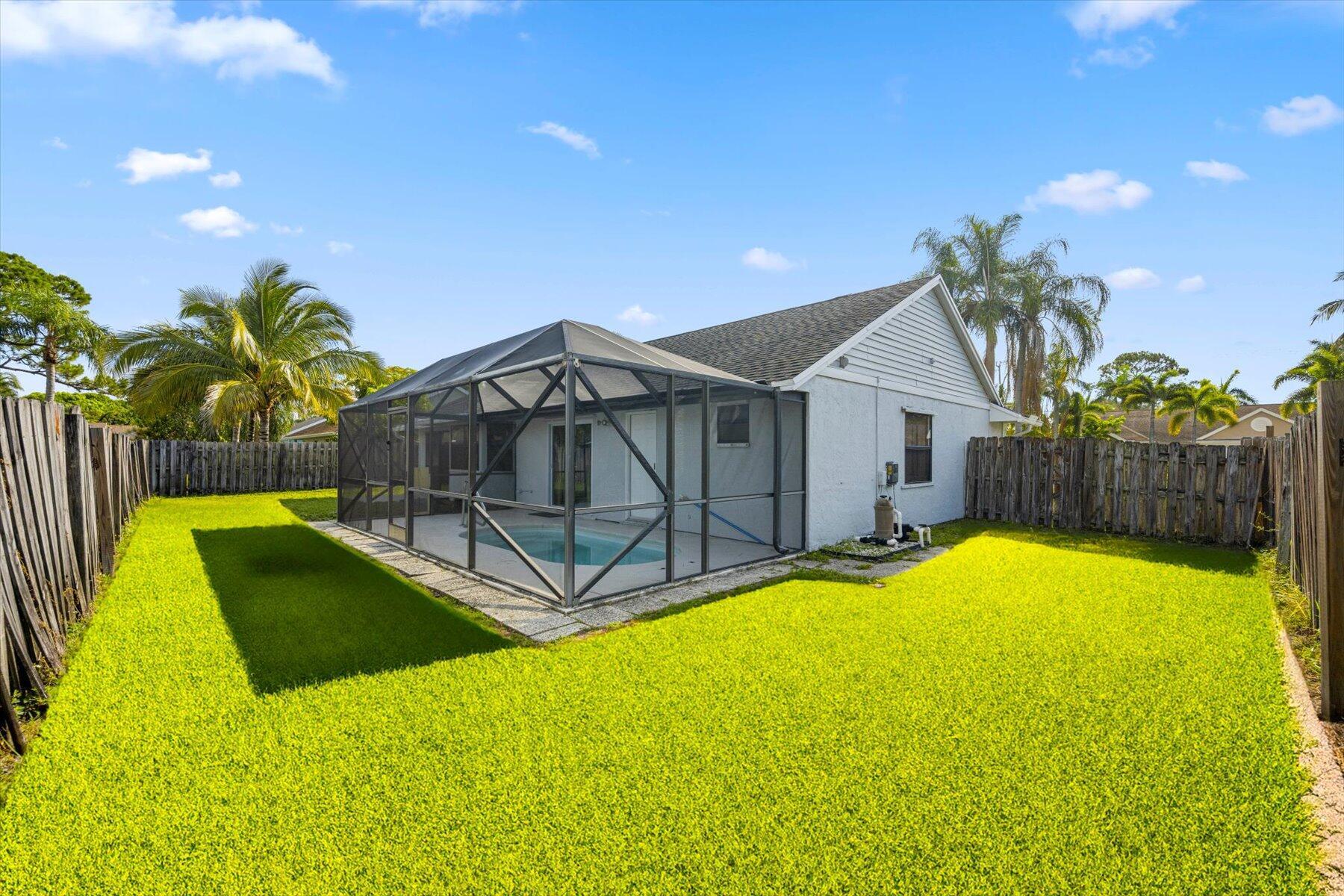 HUNTINGTON WOODS - Residential