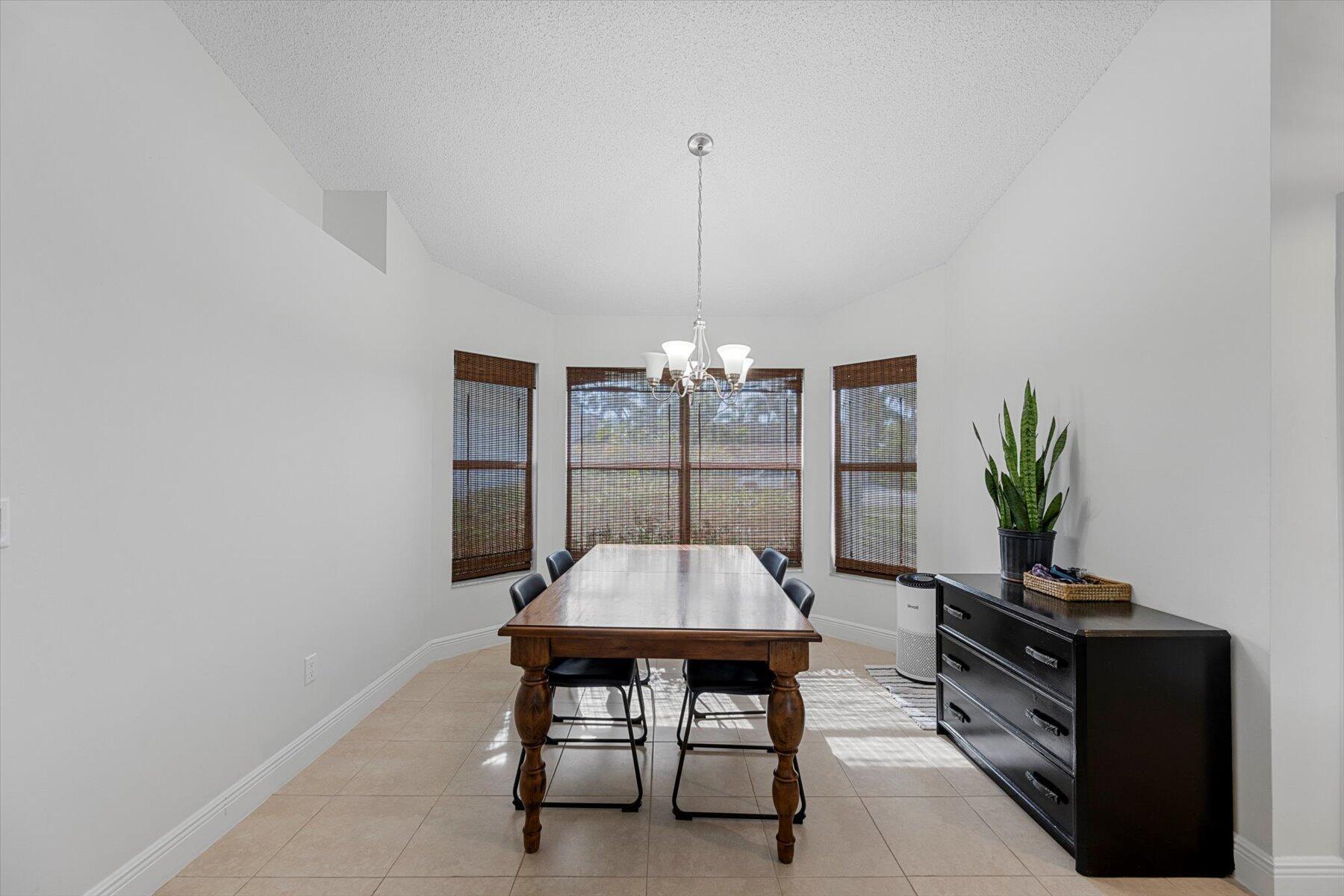 HUNTINGTON WOODS - Residential