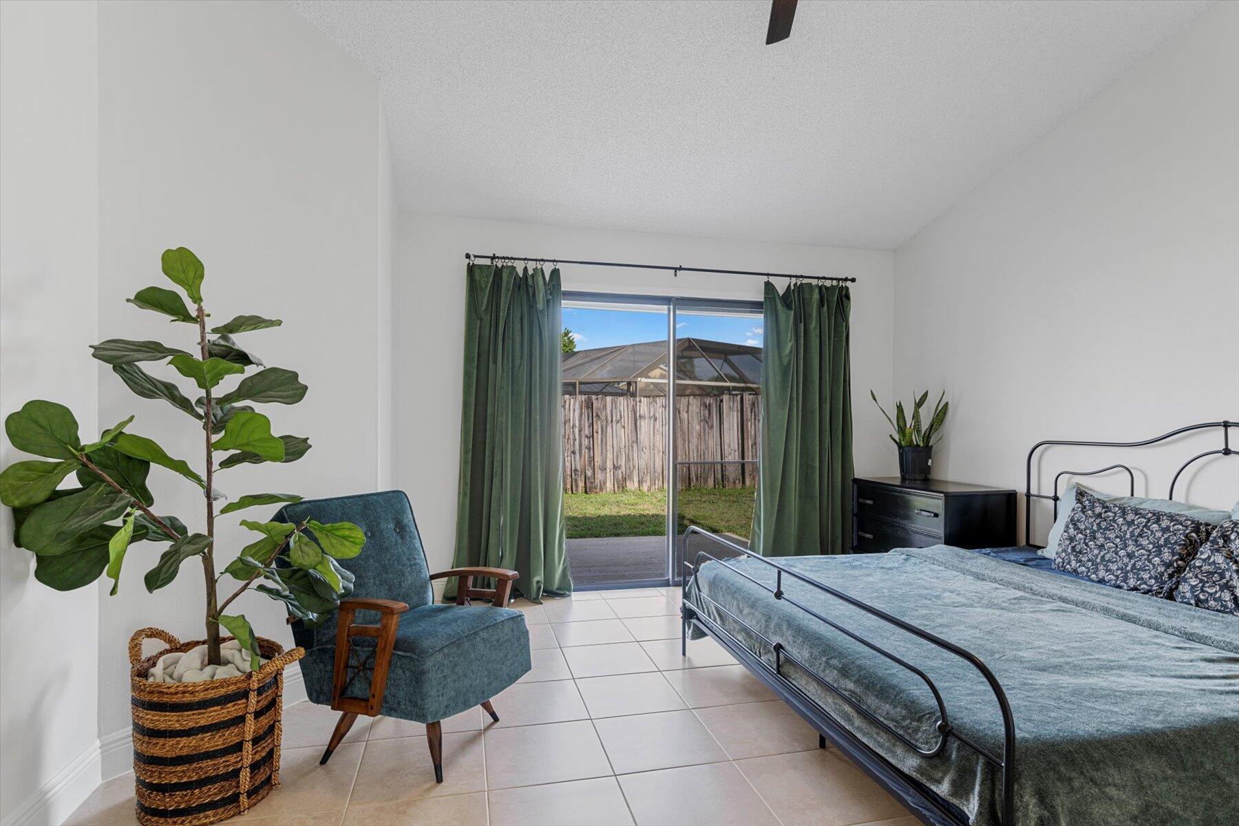 HUNTINGTON WOODS - Residential