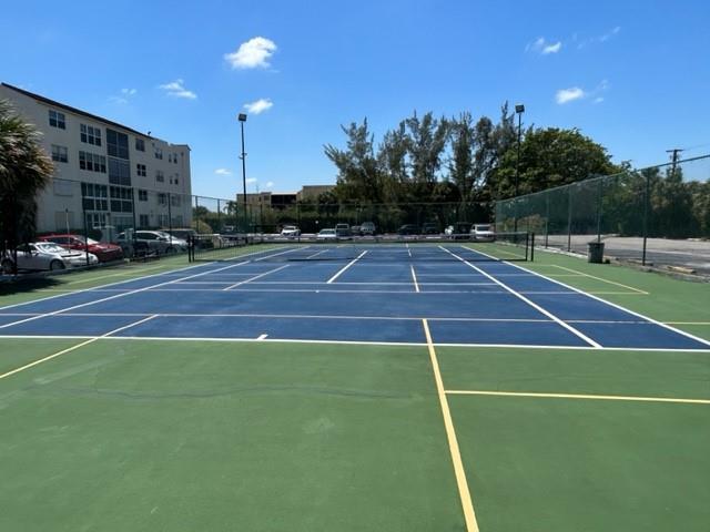 Somerset Six Condo - Residential Lease