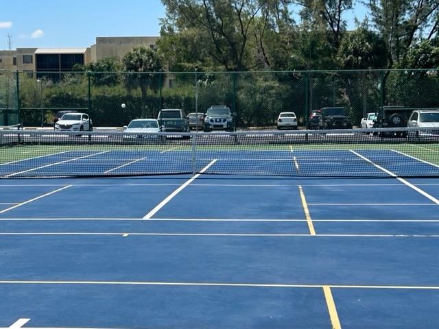 Somerset Six Condo - Residential Lease