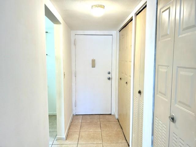 Somerset Six Condo - Residential Lease