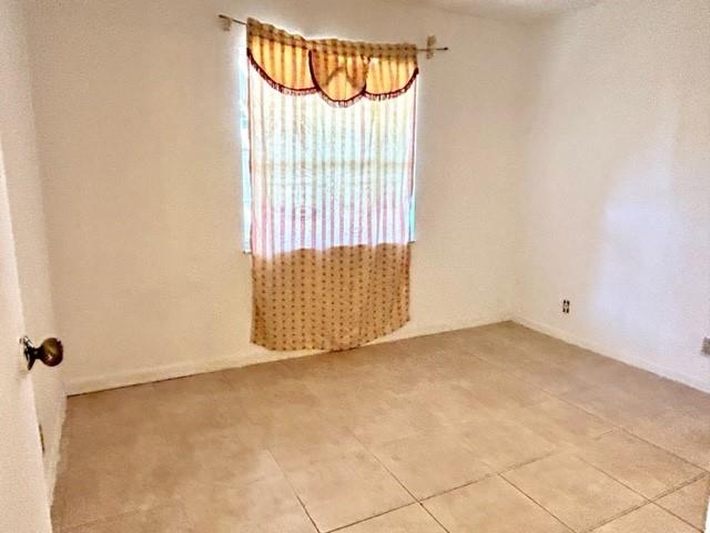 Somerset Six Condo - Residential Lease