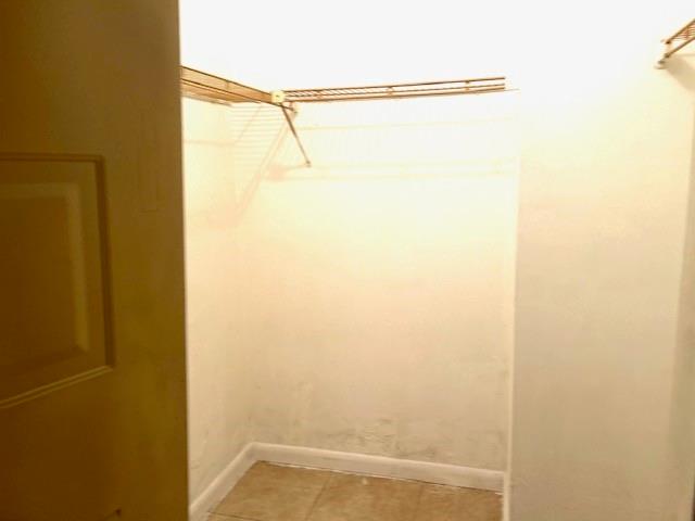 Somerset Six Condo - Residential Lease