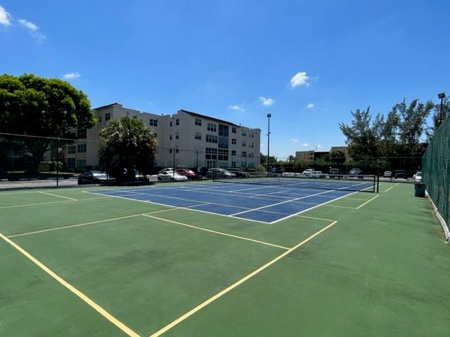 Somerset Six Condo - Residential Lease