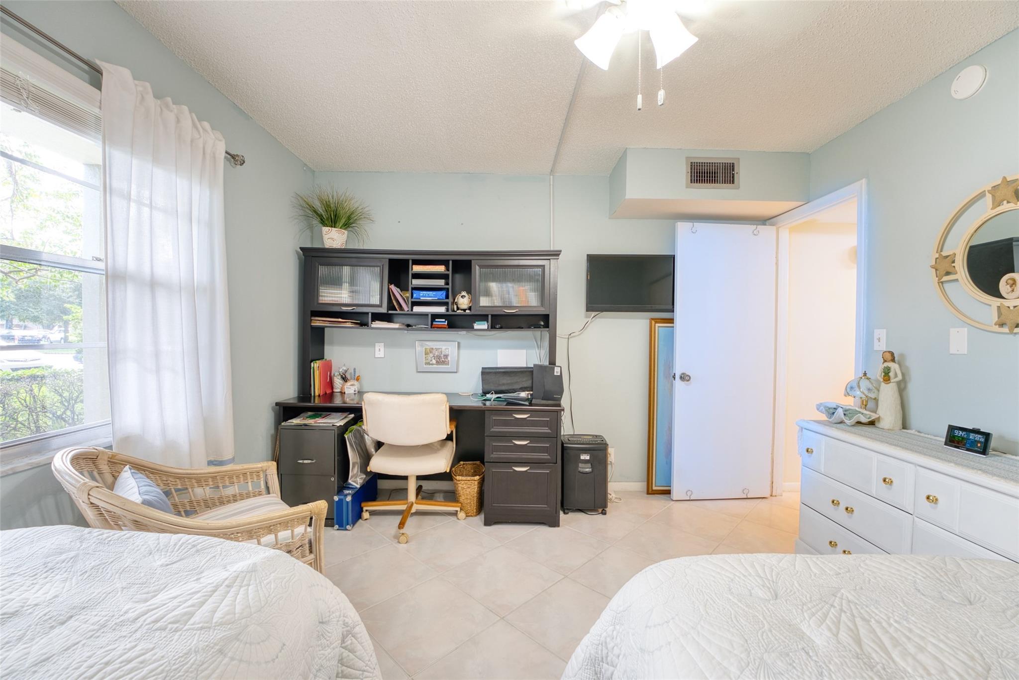 WYNMOOR VILLAGE - Residential