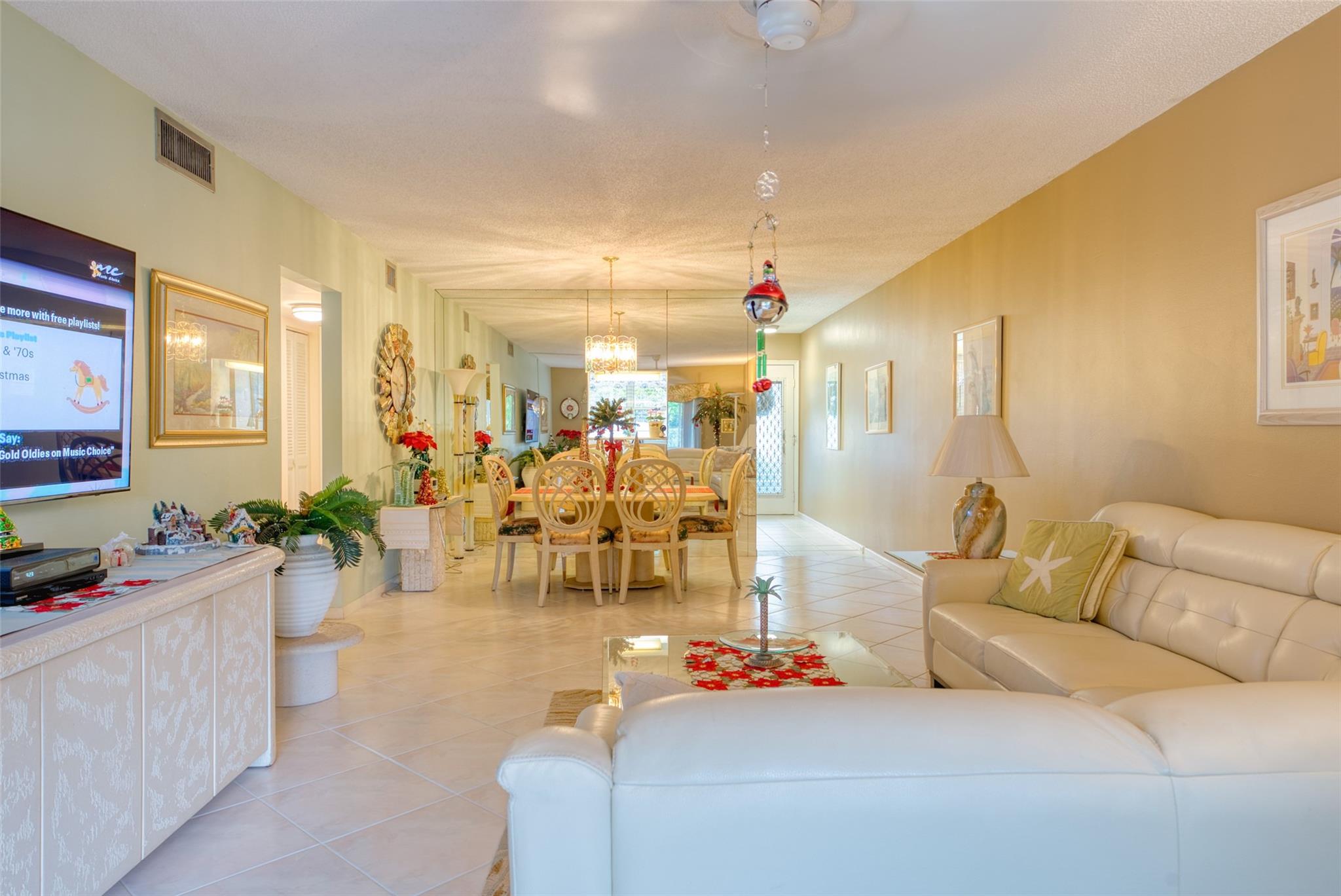WYNMOOR VILLAGE - Residential