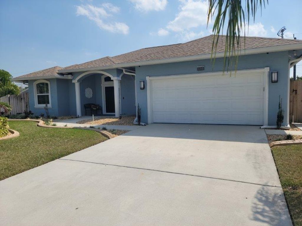 Photo of 1218 SW Bargello Avenue, Port Saint Lucie, FL 34953 (MLS # R10901601)