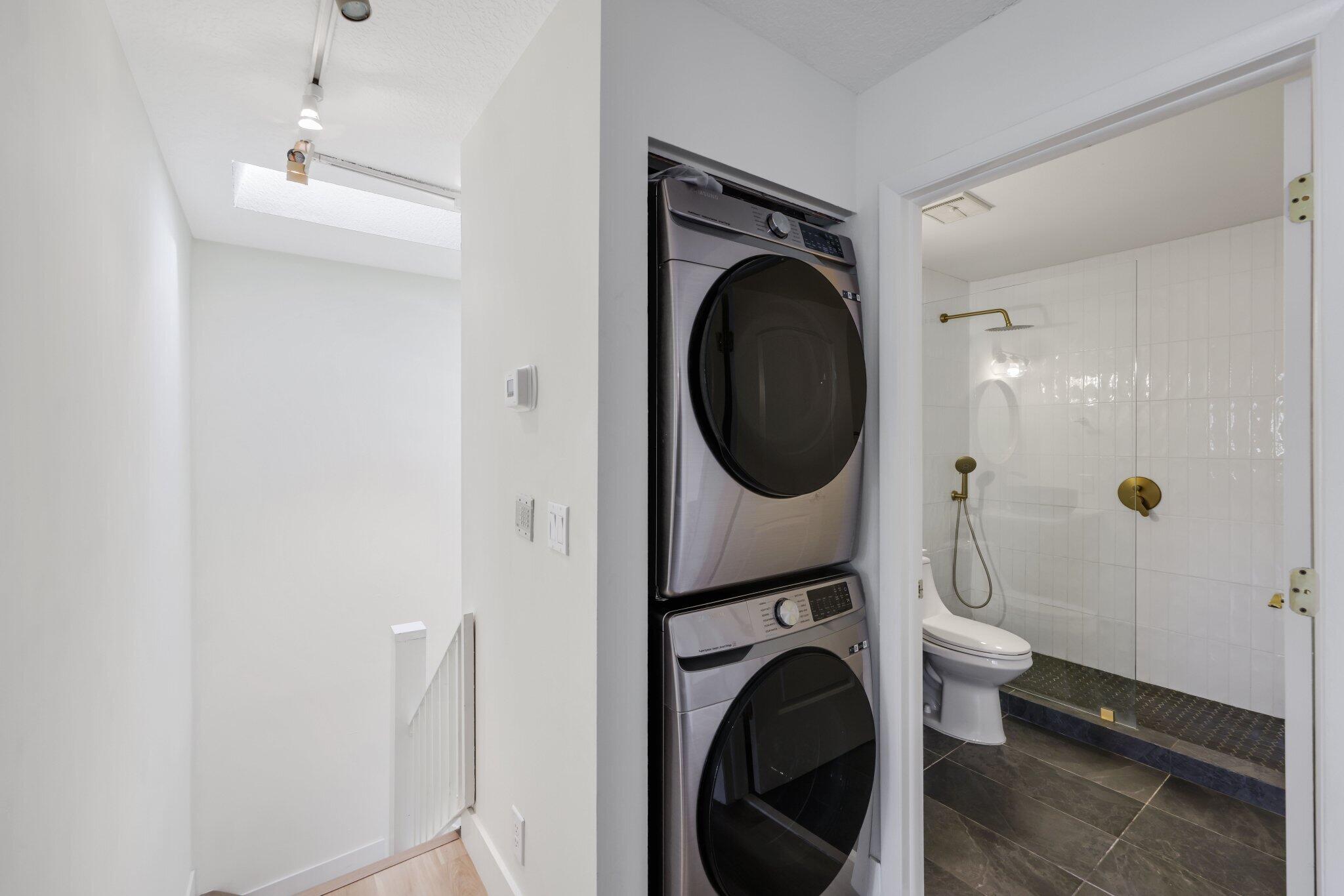 VICTORIA PARK PLACE - Residential