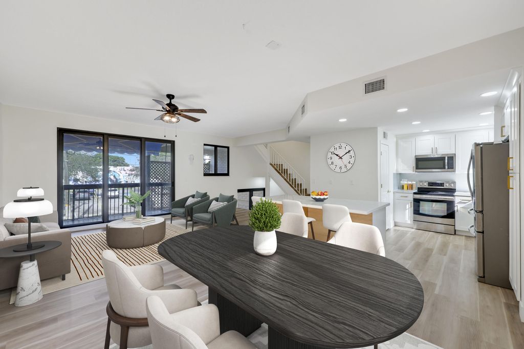 Photo of 1401 NE 9th Street #23, Fort Lauderdale, FL 33304 (MLS # B26003517)