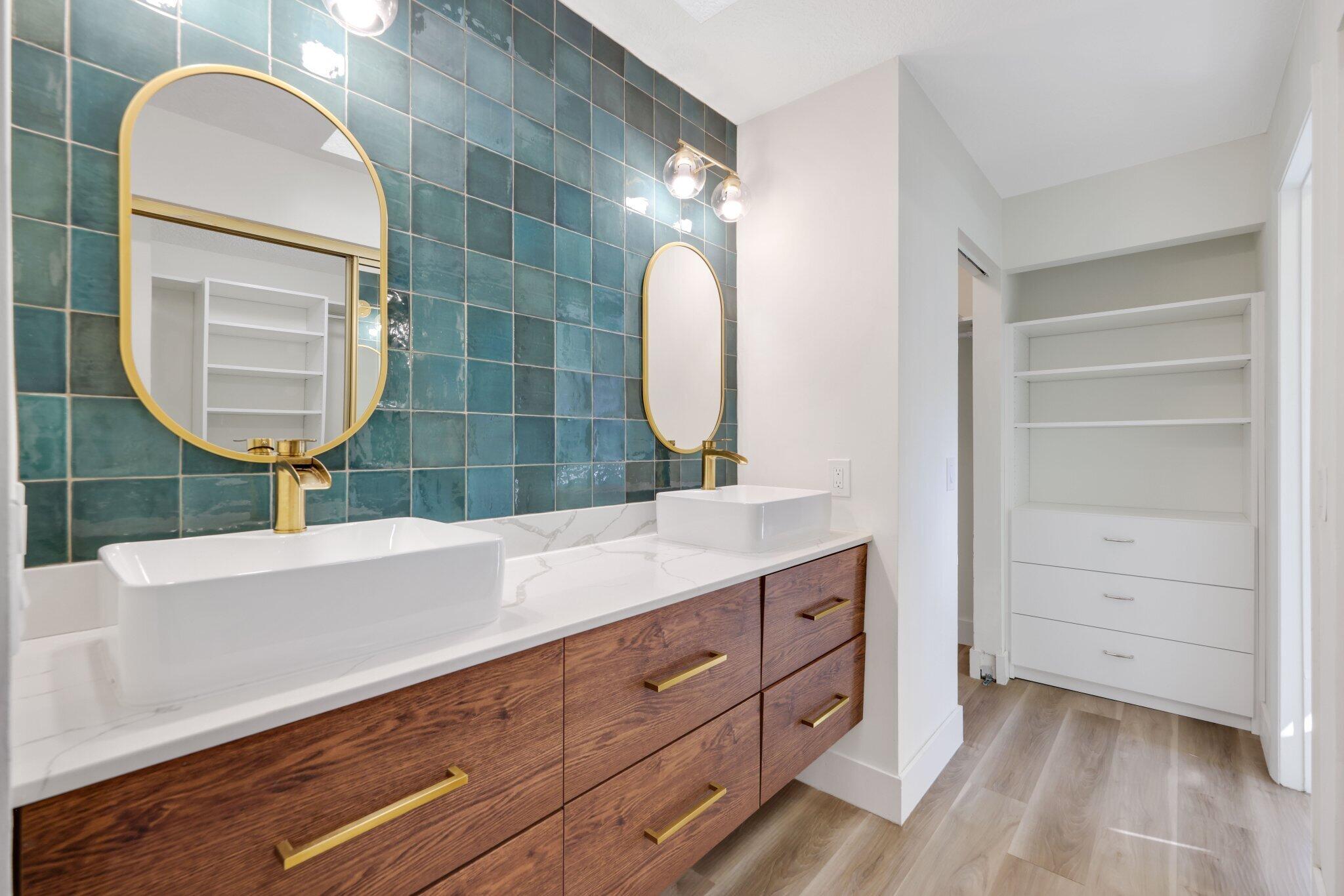 VICTORIA PARK PLACE - Residential