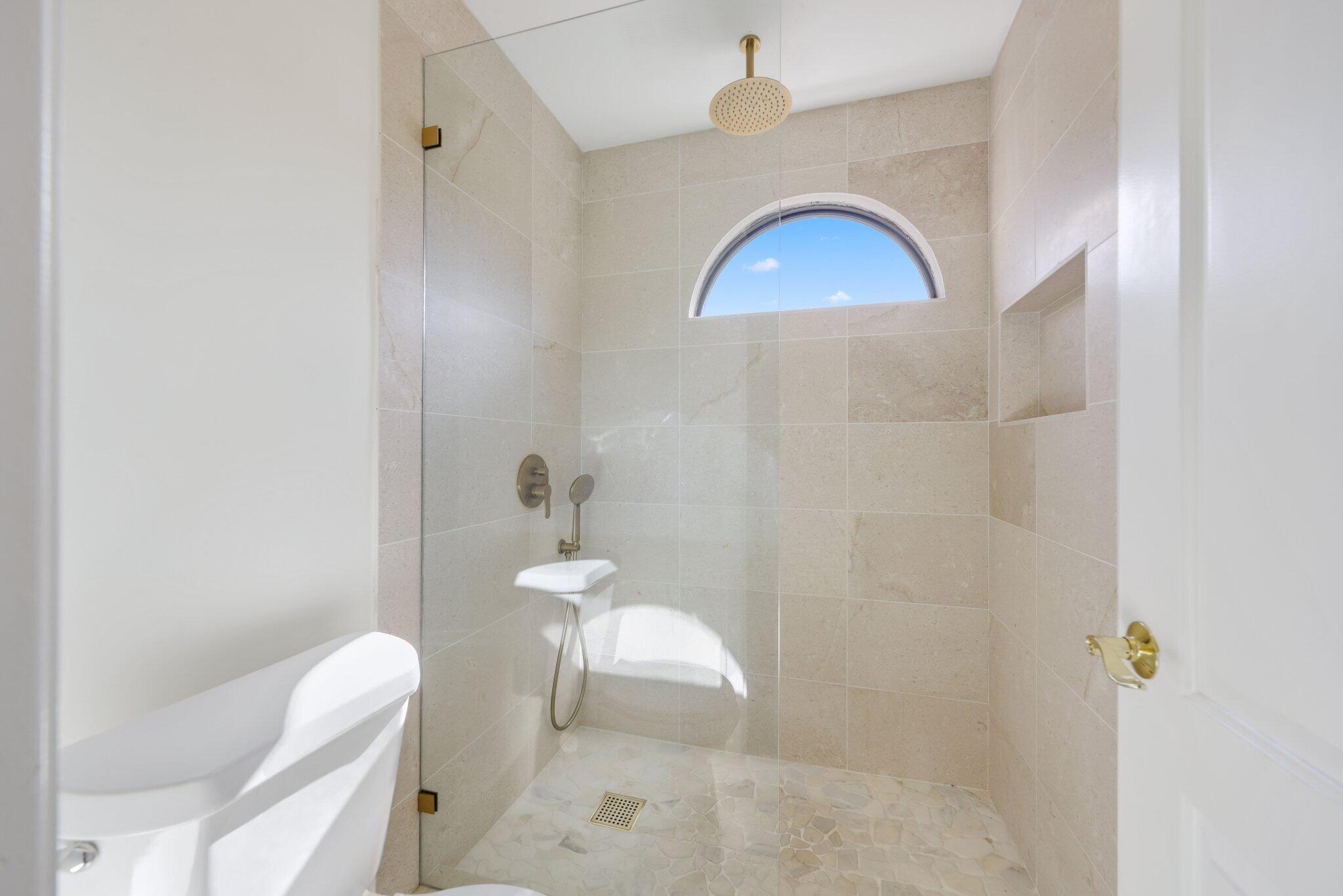 VICTORIA PARK PLACE - Residential