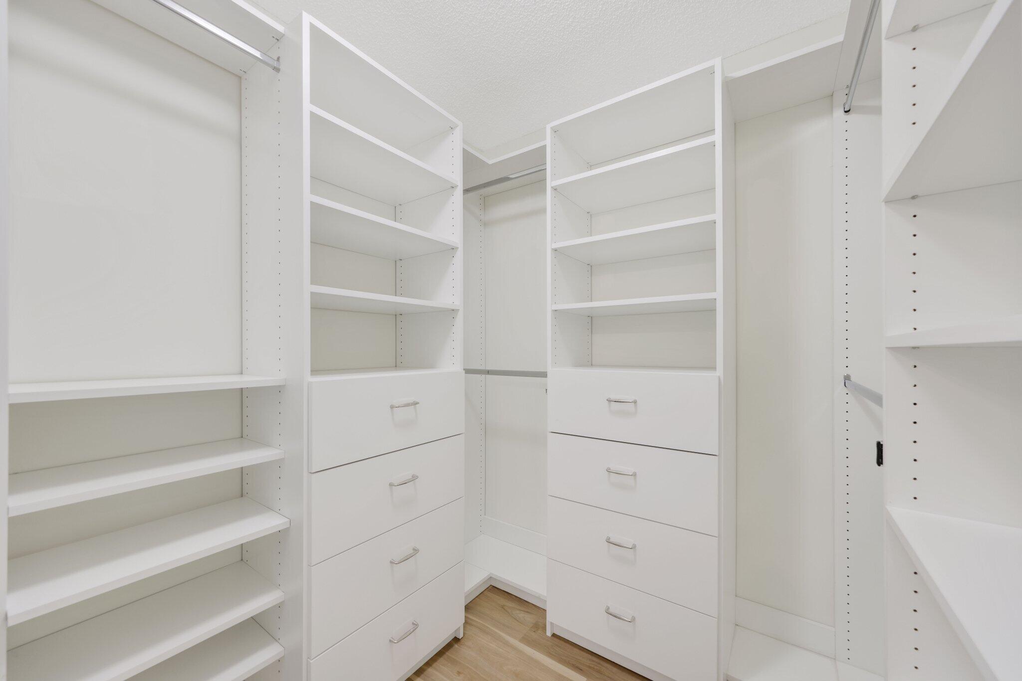 VICTORIA PARK PLACE - Residential