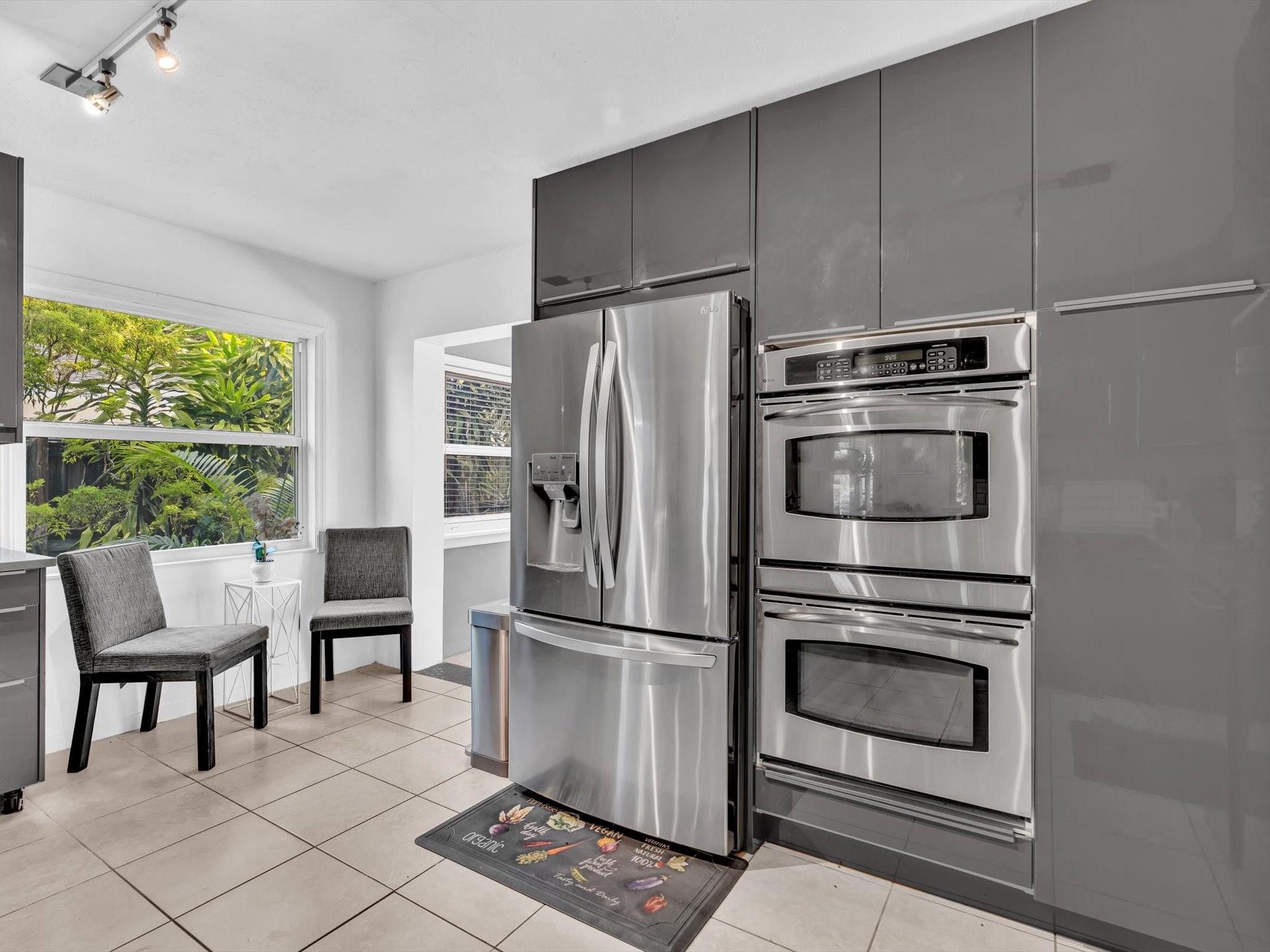1124 NE 18th Ave