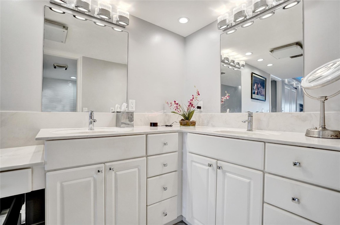 OPAL TOWERS WEST - Residential