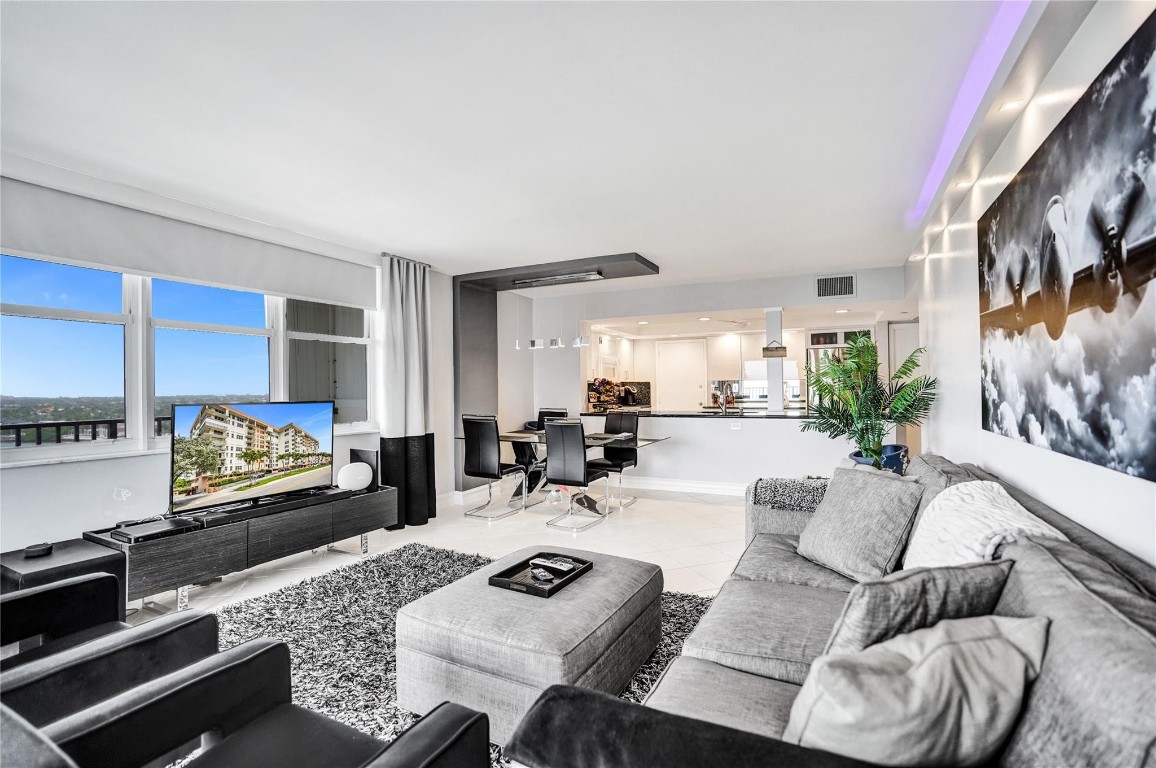 OPAL TOWERS WEST - Residential