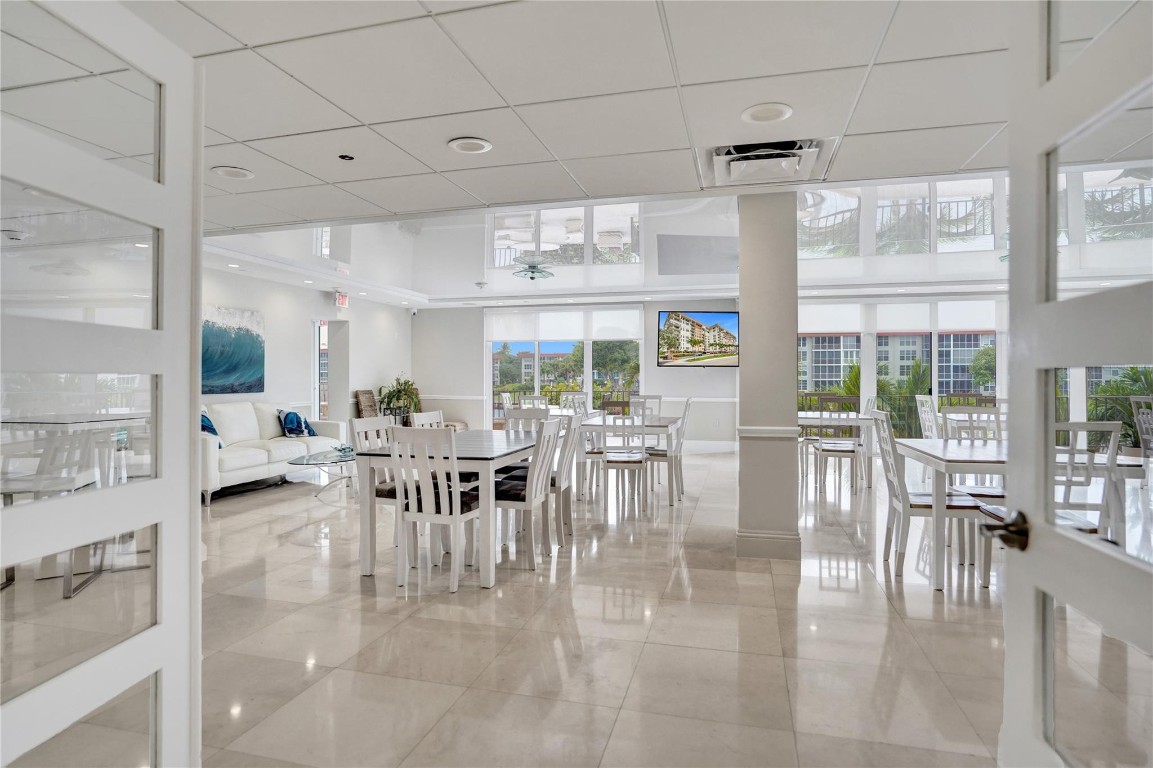 OPAL TOWERS WEST - Residential