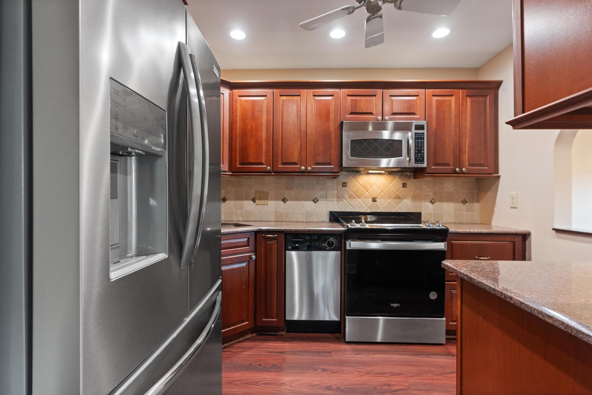 FAIRWAY CONDO - Residential