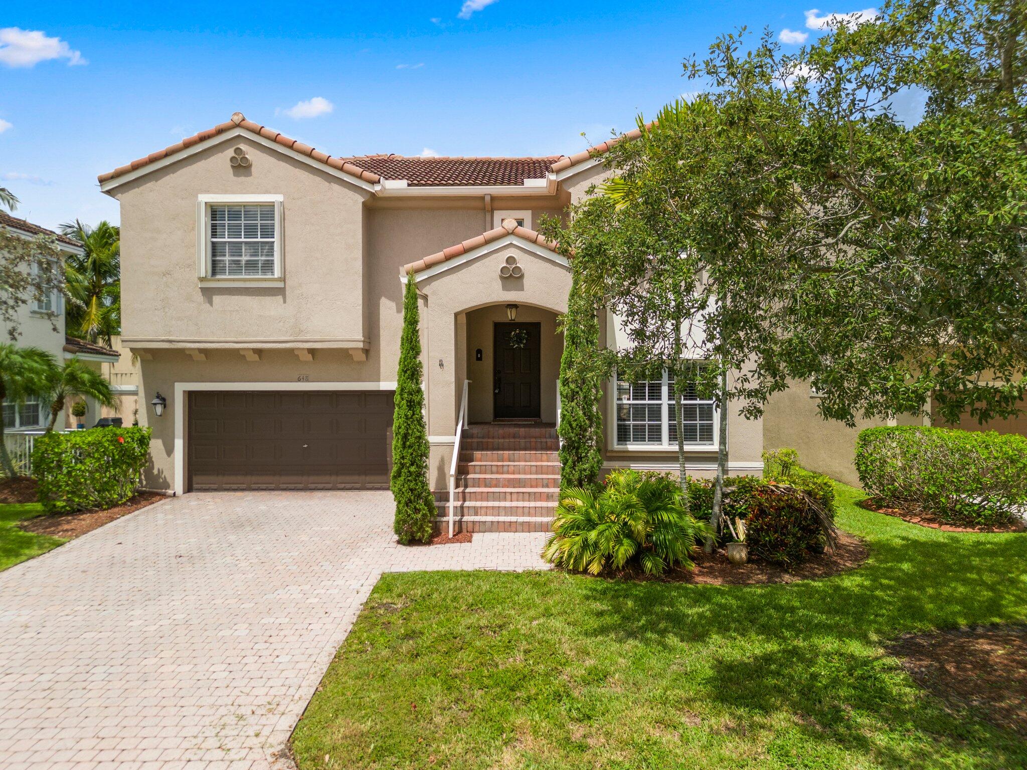 VIZCAYA AT LAKE CORAL SPRINGS - Residential