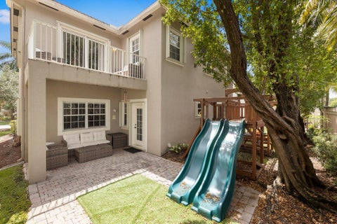 Tiny photo for 648 NW 127th Avenue, Coral Springs, FL 33071 (MLS # B26013983)