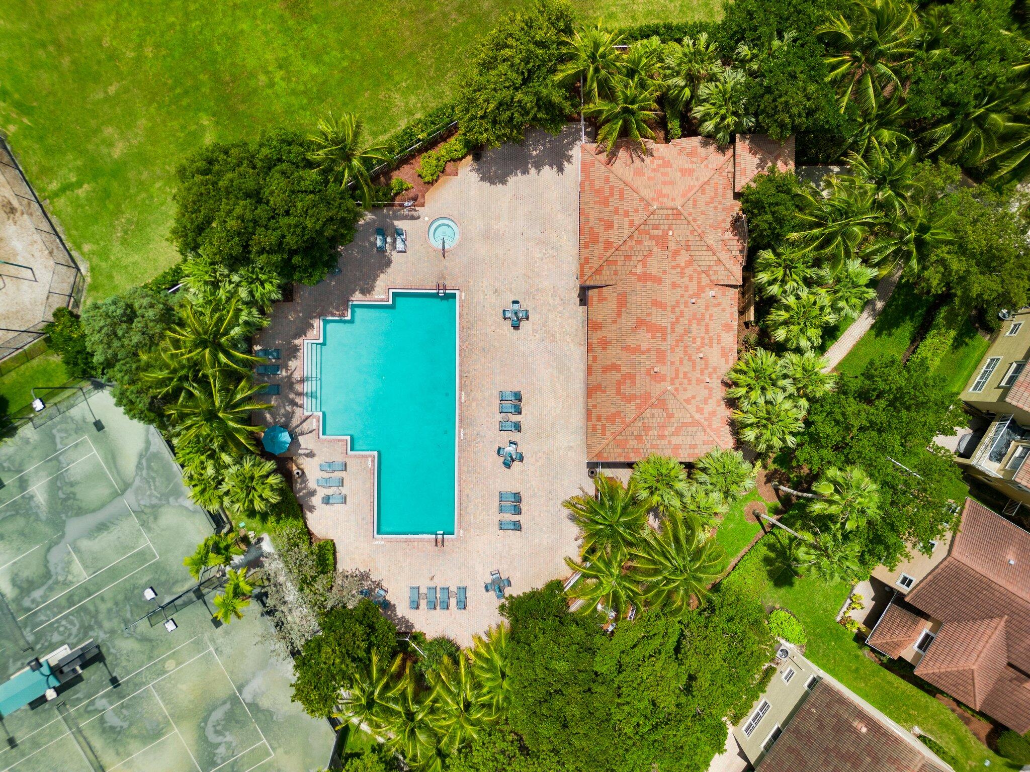 VIZCAYA AT LAKE CORAL SPRINGS - Residential