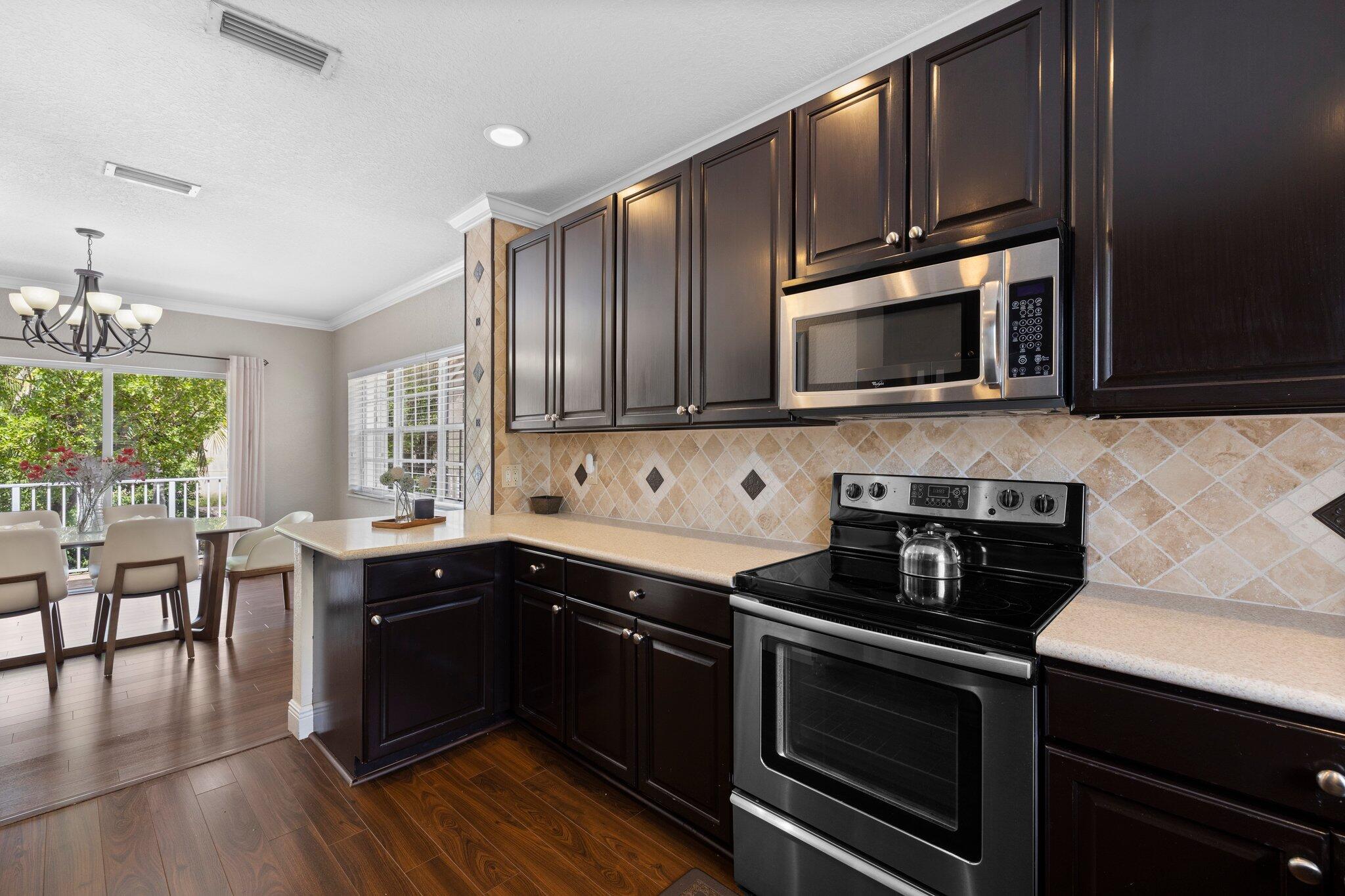 VIZCAYA AT LAKE CORAL SPRINGS - Residential